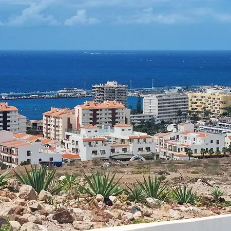 Tranquil Hillside With Oceanview And Pool Apartamento