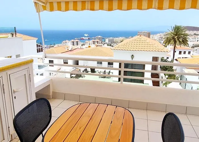 Appartement Tranquil Hillside With Oceanview And Pool Los Cristianos (Tenerife)