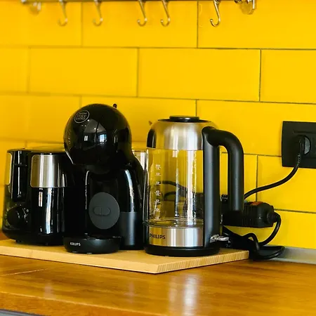 Tranquil Hillside With Oceanview And Pool アパート