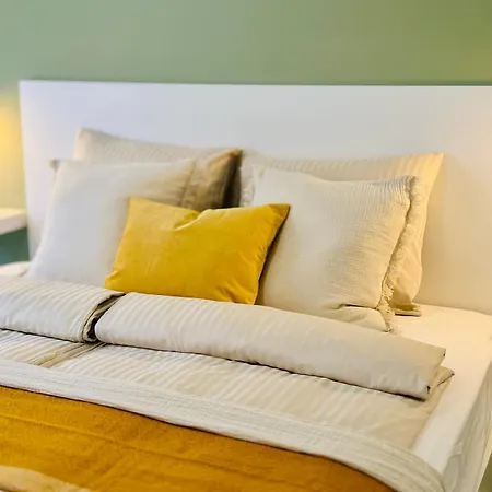 アパート Tranquil Hillside With Oceanview And Pool *