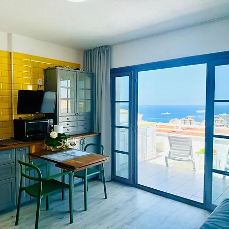 Tranquil Hillside With Oceanview And Pool Apartment Los Cristianos (Tenerife)