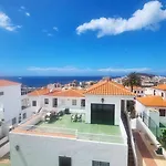 Tranquil Hillside With Oceanview And Pool Apartament Los Cristianos (Tenerife)